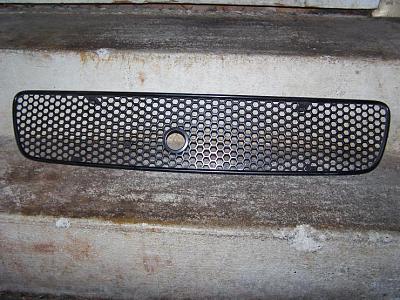 FS: Black badge-less mesh grill-grill2.jpg