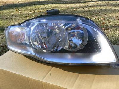 For sale Audi B7 OEM halogen headlight pair, mirrors and radio cd changer-p1110993.jpg