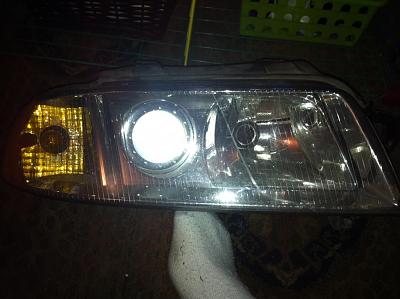 1 Piece Headlight A4-audi-parts-608.jpg