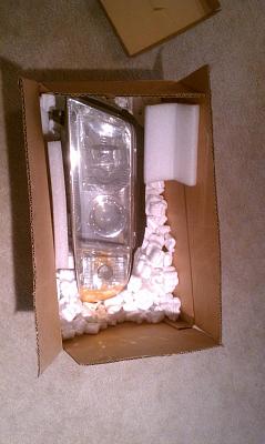 FS: 99A4 1.8T Orig Headlight set-imag0455.jpg