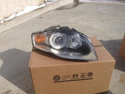 06-08 Audi A4 B7 HID Headlights-img_4067.jpg