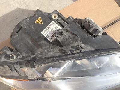 06-08 Audi A4 B7 HID Headlights-img_4069.jpg