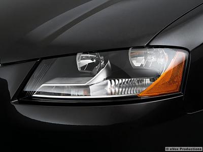 B8 left/right halogen headlights for sale-5595_st0640_043.jpg