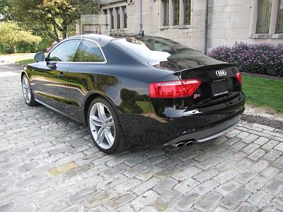 2009 Audi S5 Premium Plus Quattro-3.jpg