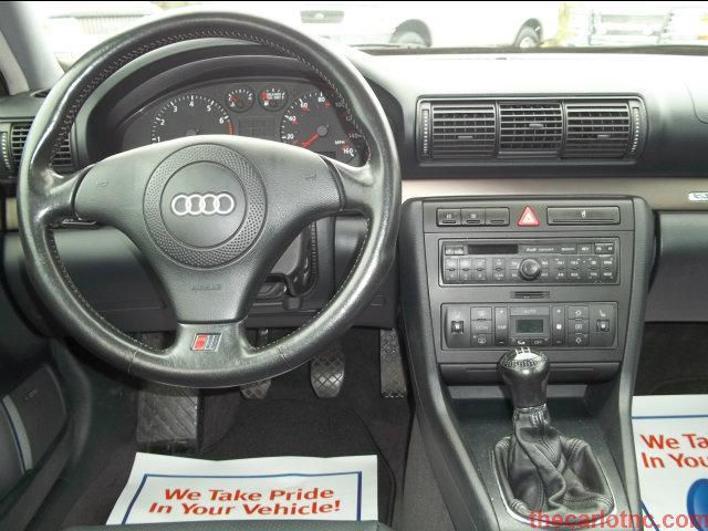 Name:  Audisteeringwheel_zps8c09929c.jpg
Views: 107
Size:  63.7 KB