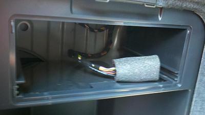 Trunk Side compartment-2013-04-15_13-13-07_442.jpg