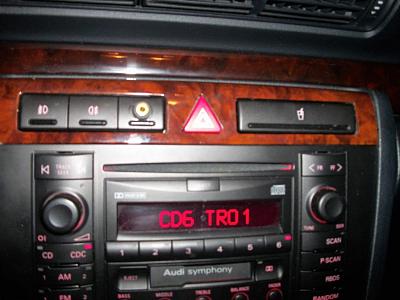 My bluetooth mod for 2001 A4 B5 with symphony HU-100_0014-copy.jpg